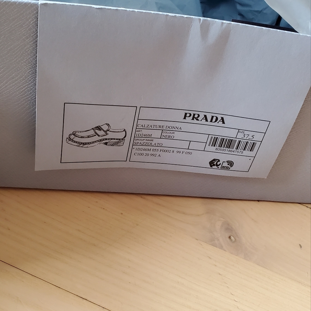 Prada Spazzolato Chunky Black Loafer - Picture 5 of 10
